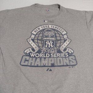 Majestic MLB Men's New York Yankees World Series Champions T Shirt XL